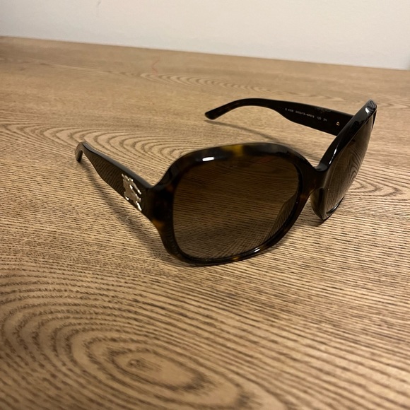 Burberry Sunglasses Women Ladies No Prescription Brand New Case Included - Picture 3 of 12